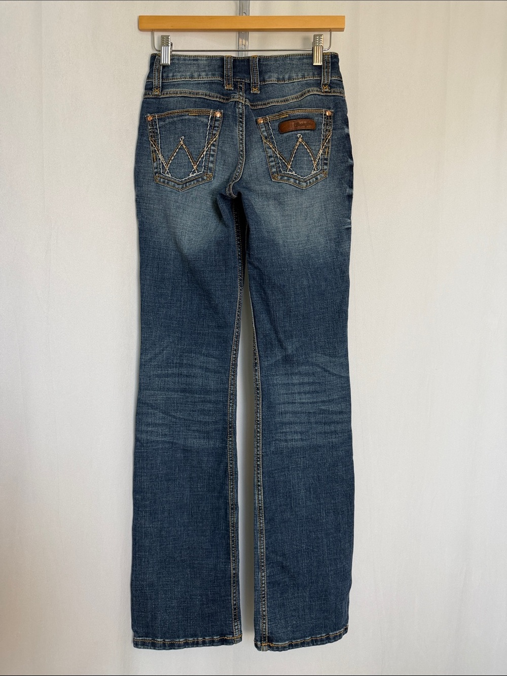 Wrangler Low Rise Boot Cut Dark Wash Jeans Sz 0 Western Rodeo 34" Inseam Stretch - Picture 4 of 10